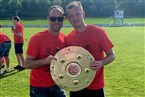 Meisterjubel SG TSV Schlüsselfeld/TSV Aschbach (Thomas Tuschl (li.) und Damian Rzedkowski)