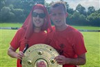 Meisterjubel SG TSV Schlüsselfeld/TSV Aschbach (Hannes Weber (li.) und Damian Rzedkowski)